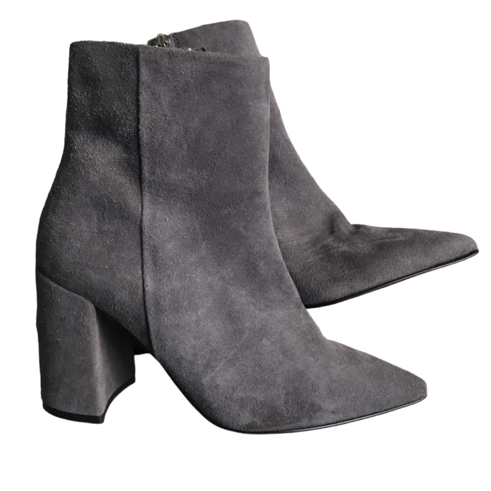 NEW Suede Gray Grey Pointed Toe Barneys Ankle Booties Mismatched Size 5 6 Boots